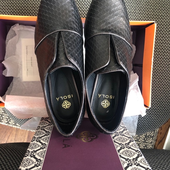 Flat Shoes - Picture 4 of 4